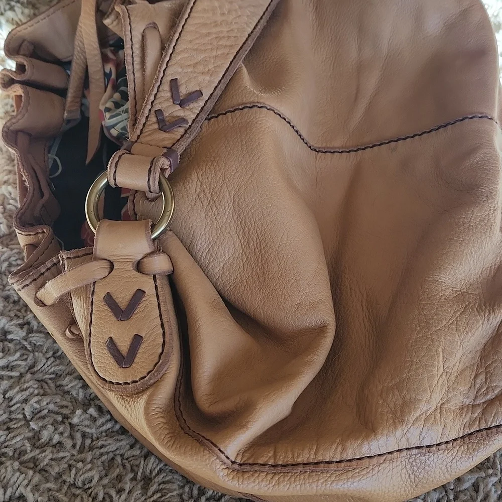Lucky Brand Tan Leather Shoulder Bag - Picture 15 of 16
